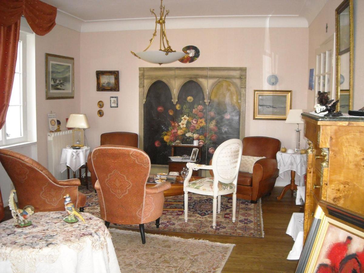 Maison De Retraite Vertaizon Екстериор снимка