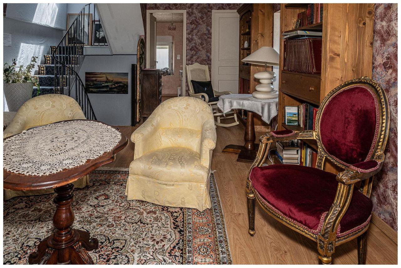 Maison De Retraite Vertaizon Екстериор снимка